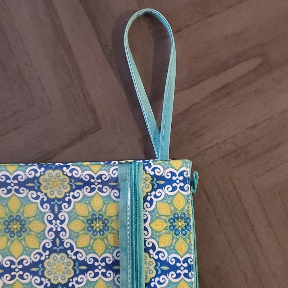 Tablet/Reader/Notebook case - Picture 4 of 7